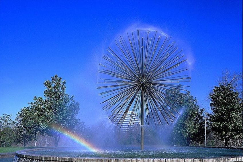 Find out who this memorial fountain is for on your cruise through Houston's best attractions 3
