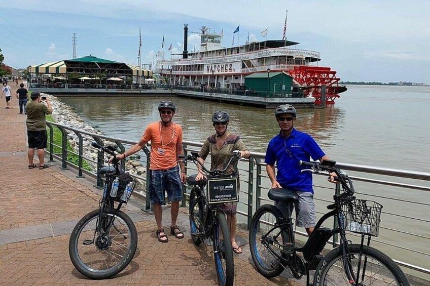 New Orleans French Quarter and Garden District Bike Tour 4