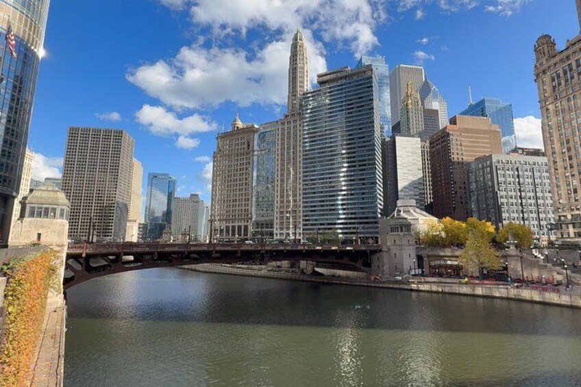 City Skyline Views at the Chicago River 2