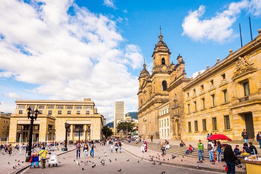 La Candelaria, Monserrate and Museums Bogotá Private City Tour 3