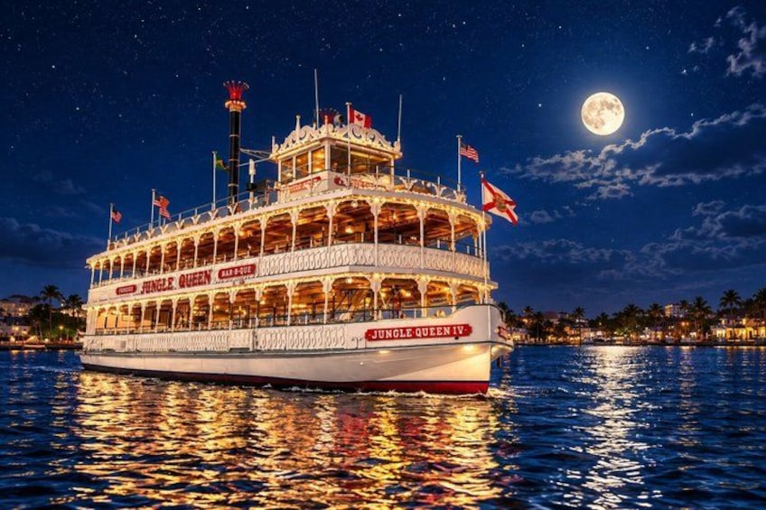 JUNGLE QUEEN, Sightseeing Cruise, BBQ Dinner, Show, & Wildlife 1