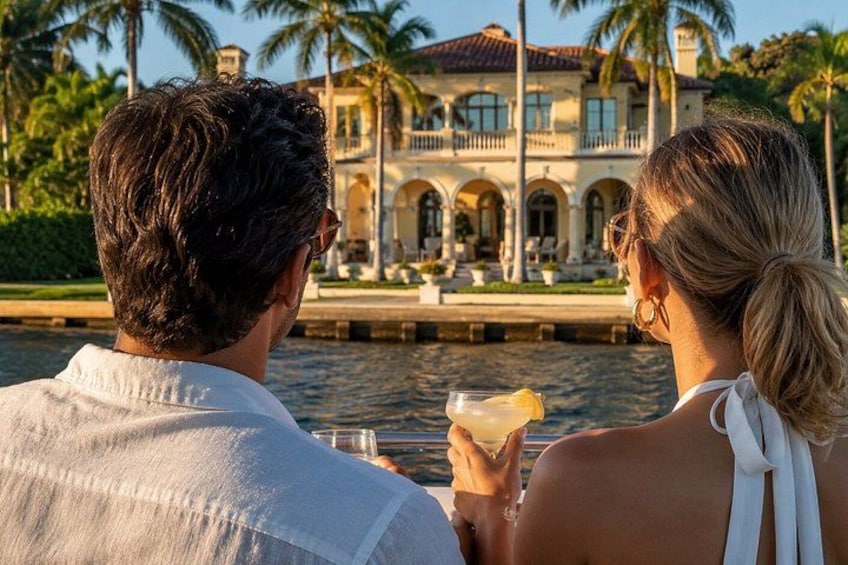 Venice of America Tour | Millionaire's Row | Complimentary Drinks 1
