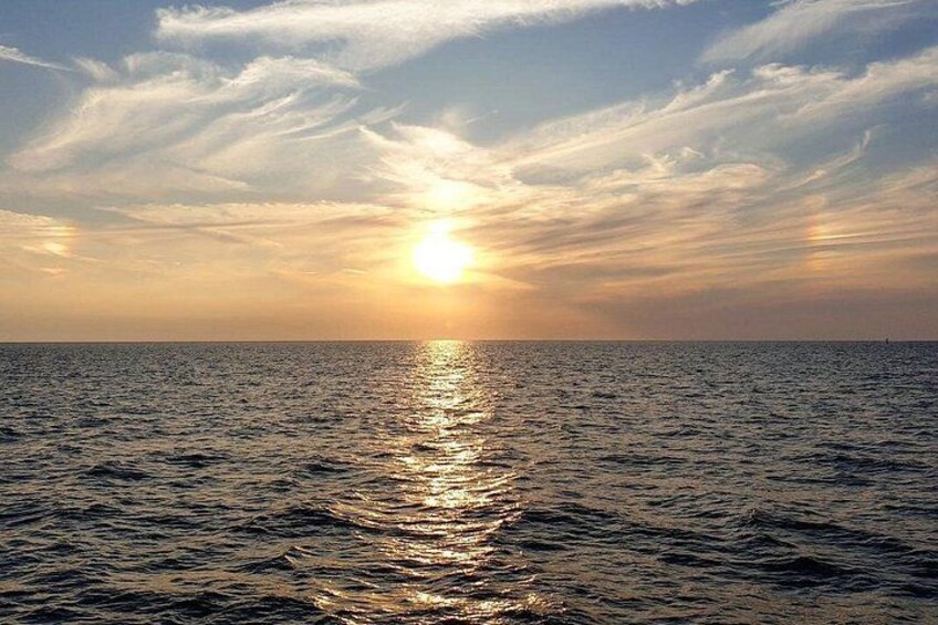 Sunset Celebration Cruise on Tropics Boat Tours 4