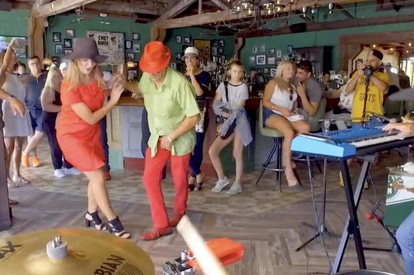 Salsa dancing in Little Havana 4