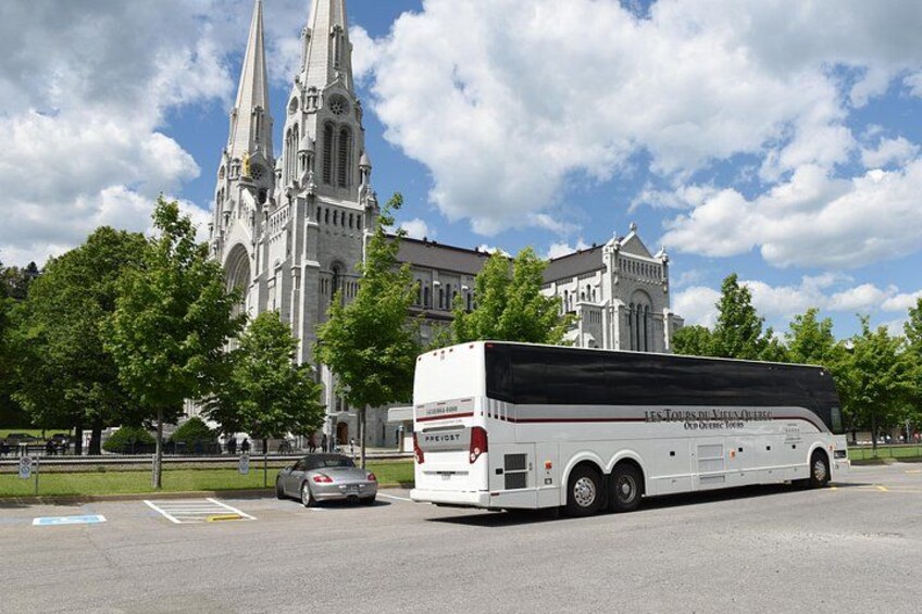 Half-Day Trip to Montmorency Falls and Ste-Anne-de-Beaupré from Quebec city 2