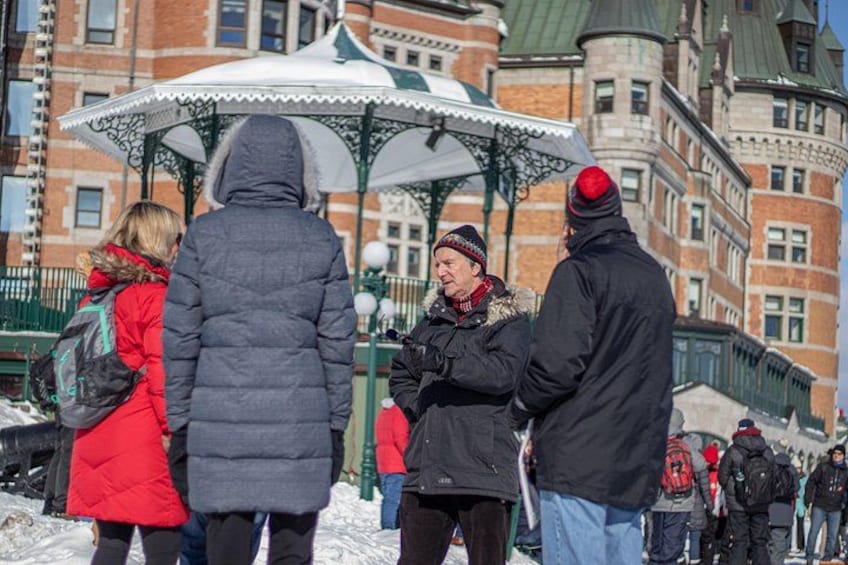 Winter tour near Chateau Frontenac 2