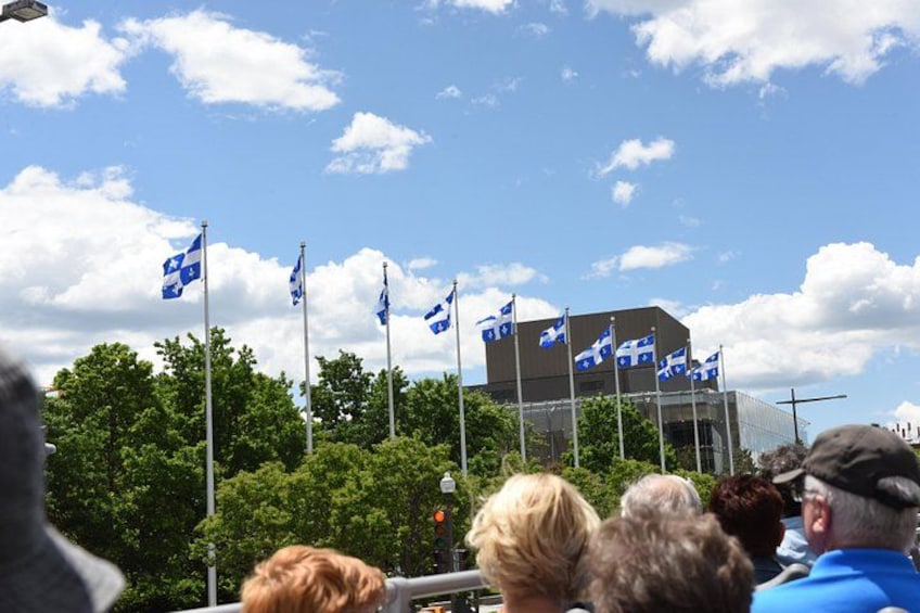 Quebec City Hop-On Hop-Off 4