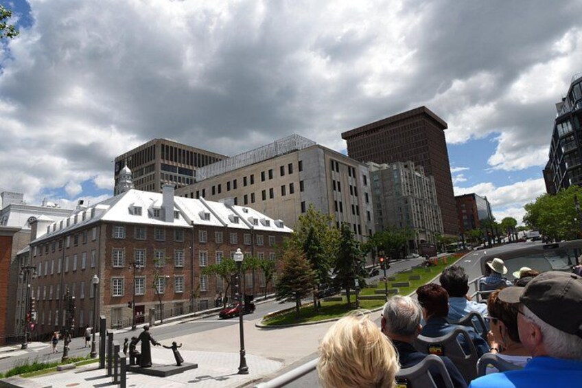 Quebec City Hop-On Hop-Off 3