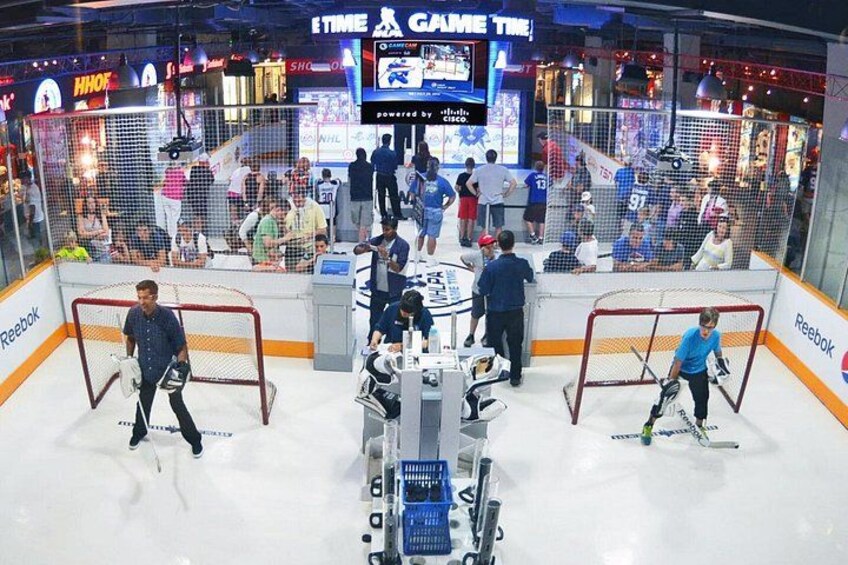 Try your hand at goaltending and shooting against life-sized, animated versions of today's top players in the NHLPA Game Time model rink. 1