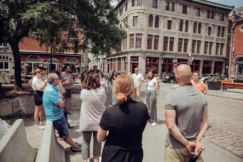 Old Montreal Guided Food Tour with 6+ Local Delicacies Tastings 2
