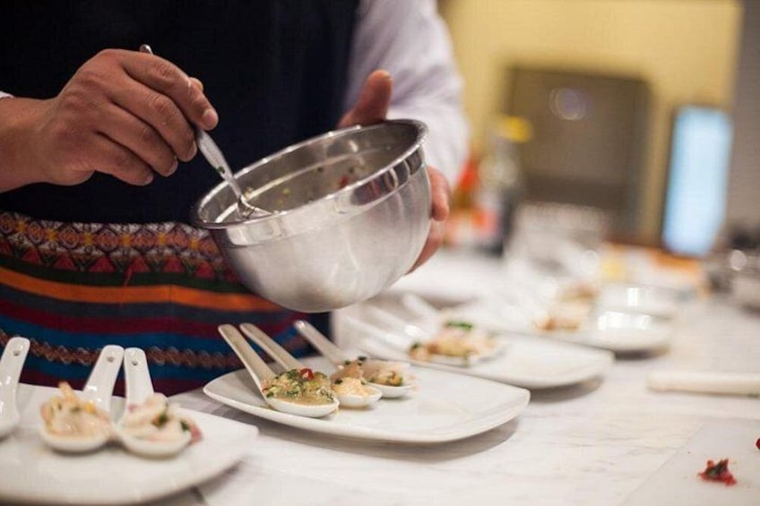 Local Market and Peruvian Cooking Class with Pisco Sour in Cusco 3