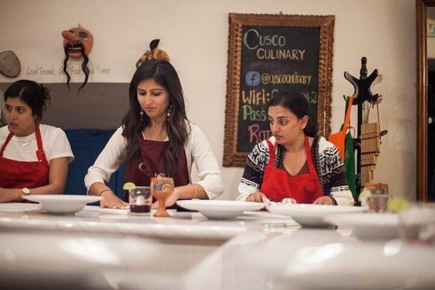 Local Market and Peruvian Cooking Class with Pisco Sour in Cusco 3