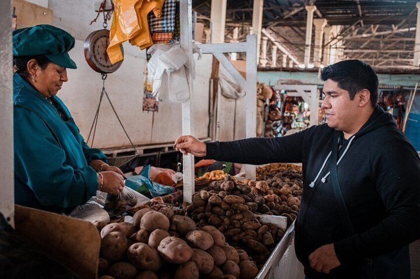 Potatoes, a world-wide staple food, originate from present-day southern Peru and were domesticated approximately 7,000–10,000 years ago. 4