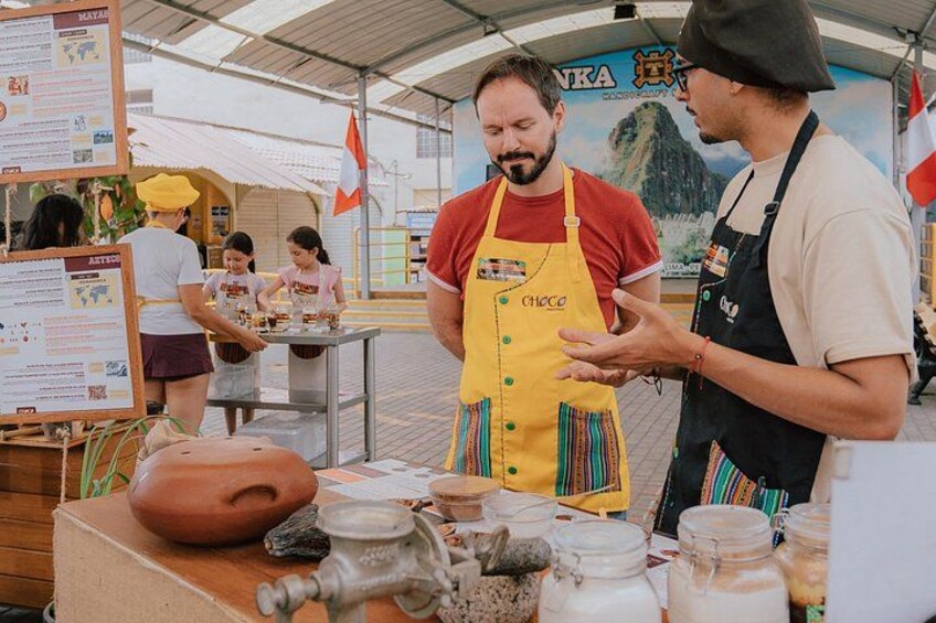 Bean-to-Bar Chocolate Workshop in ChocoMuseo Lima Miraflores 2
