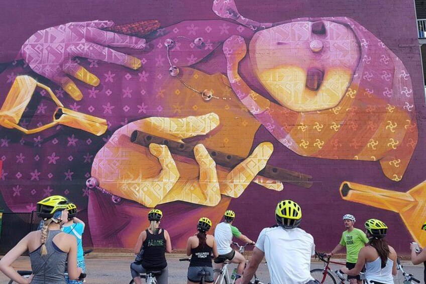 Large scale murals enjoyed throughout the tour. 2