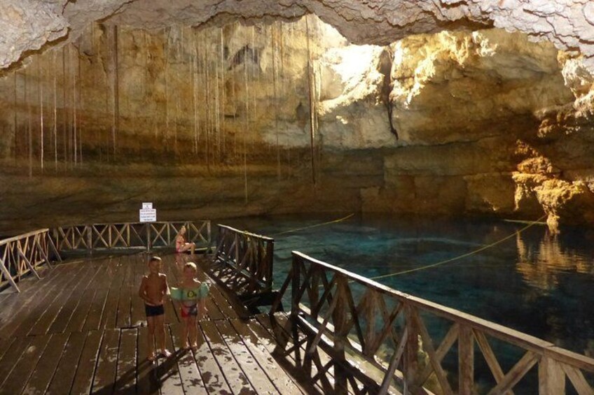 Choo ha Cenote 1