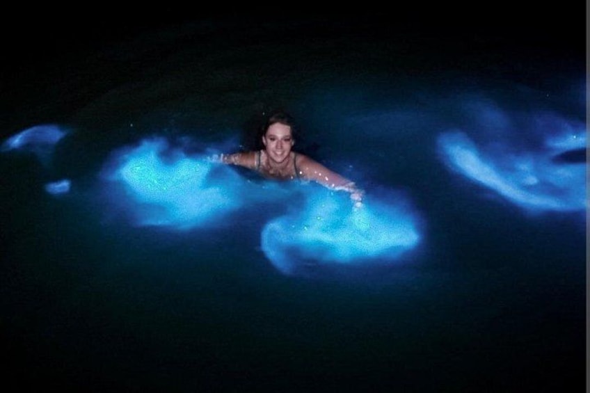 Luminous lagoon Dark night Tour from Ocho Rios and Runaway Bay Hotels 4