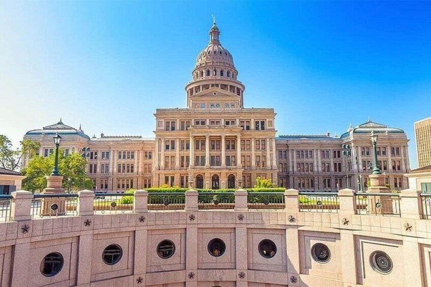 Austin Food Tour with Authentic Flavors, Tacos & 5 Food Tastings 2