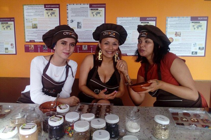 Chocolate Workshop (Bean to Bar Experience) in Puerto Vallarta 4