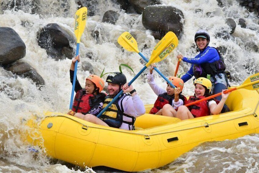 Balsa River White Water Rafting class 2/3 in Costa Rica 3