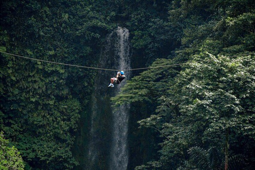 7-Cable Zipline Adventure: Fly Over La Fortuna Waterfall 1