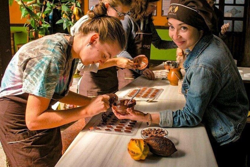 Bean-to-Bar Chocolate Workshop in ChocoMuseo Antigua 3