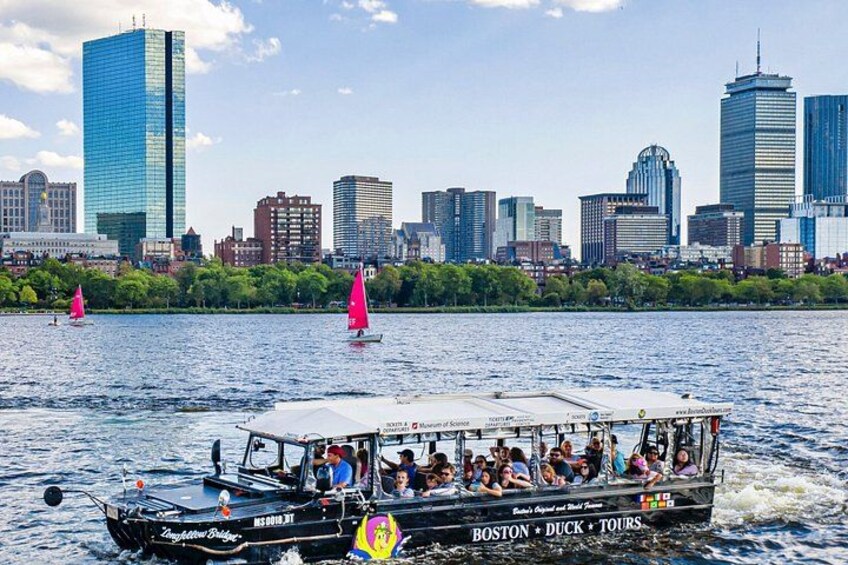 Boston Duck Boat Sightseeing City Tour with Cruise 2