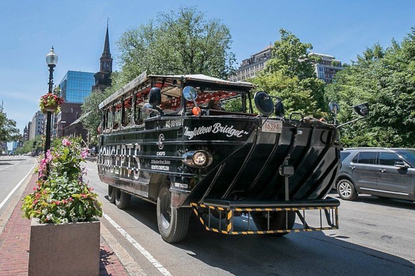 Boston Duck Boat Sightseeing City Tour with Cruise 4