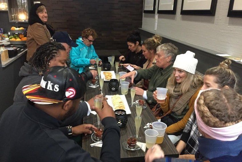 Southern Flavors Food, Pub Crawl, and History Walking Tour 3