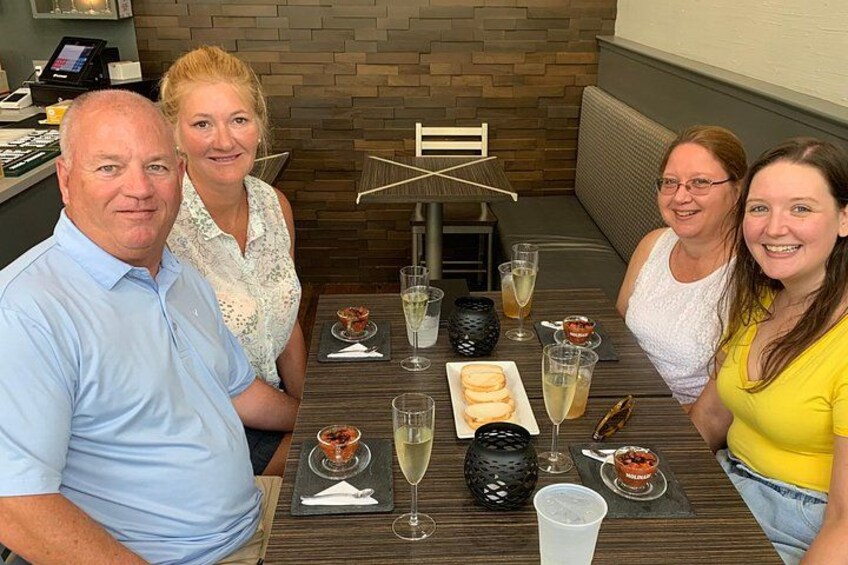 Southern Flavors Food, Pub Crawl, and History Walking Tour 3