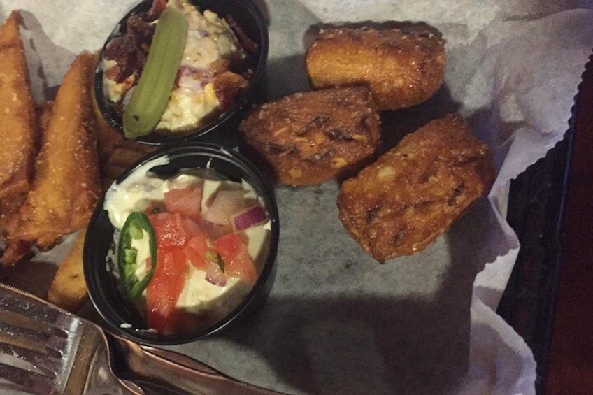 Southern Flavors Food, Pub Crawl, and History Walking Tour 3