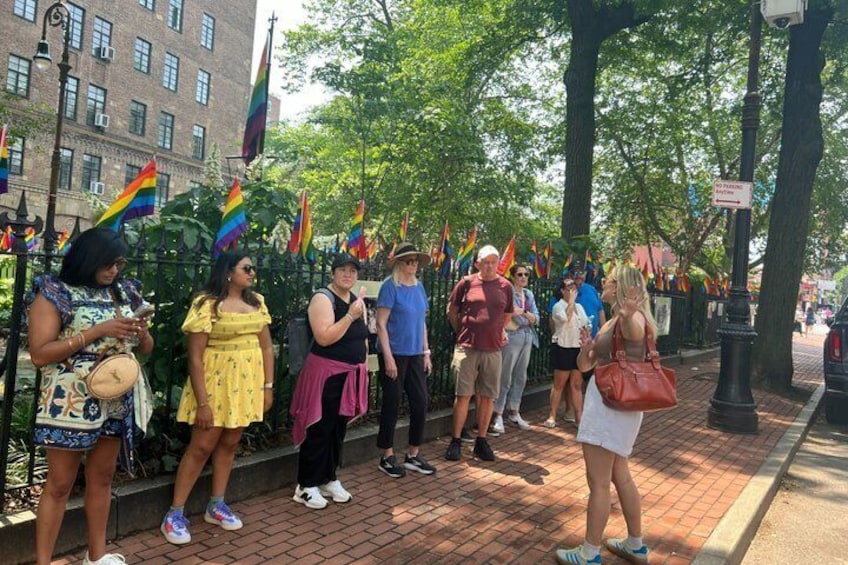 NYC: Greenwich Village Food Tour with 6 Locals Favorites Dishes 4
