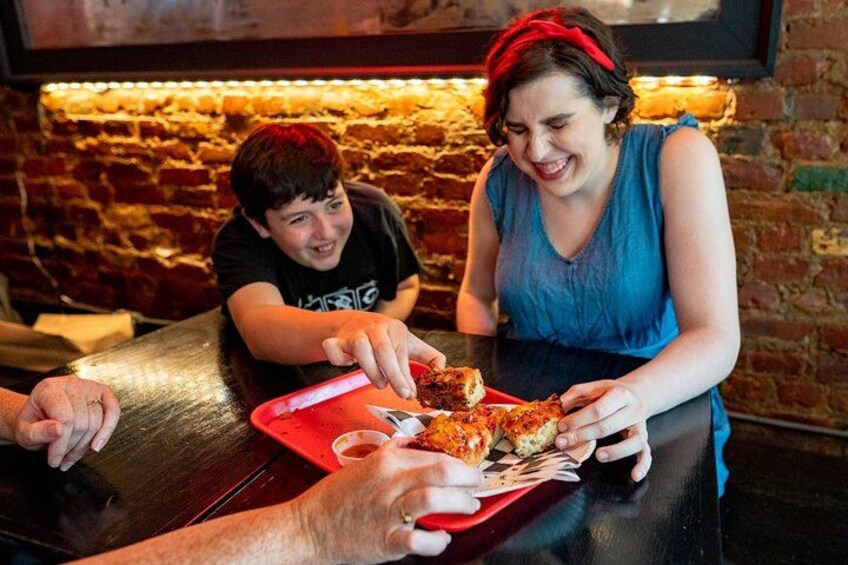 NYC: Greenwich Village Food Tour with 6 Locals Favorites Dishes 2
