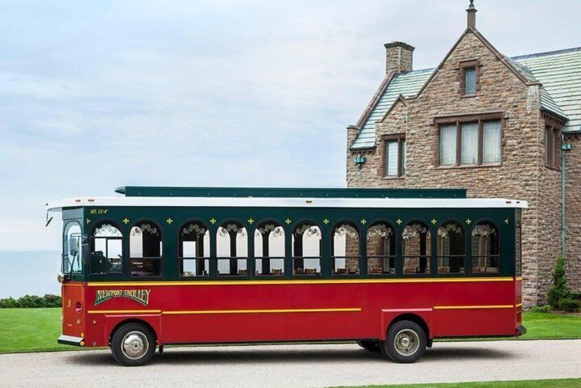 Newport Trolley Tour with Breakers - Viking Tours