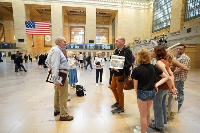 NYC Grand Central Station Secrets Small Group Tour 4
