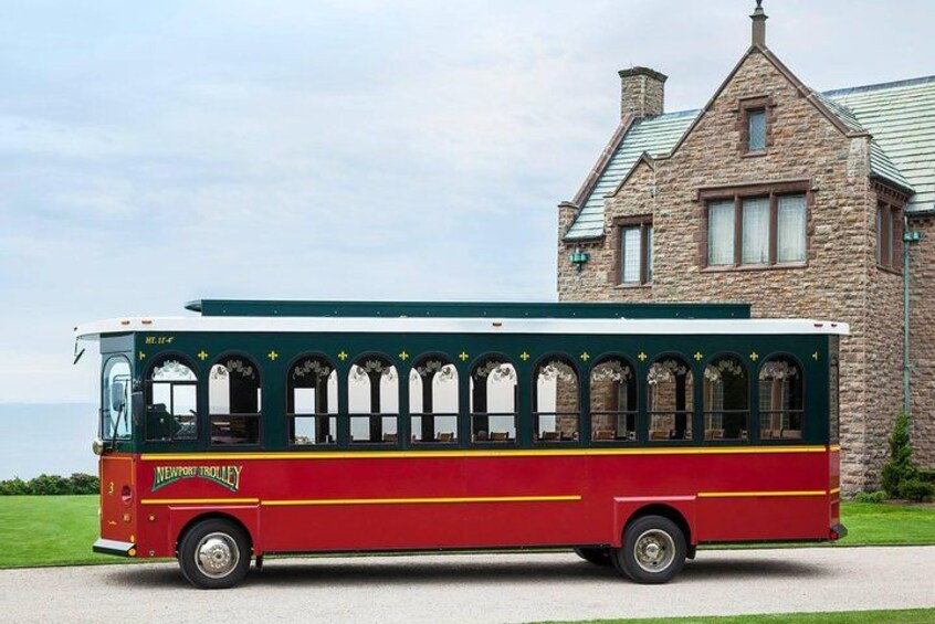 Newport Trolley Tour - Viking Scenic Overview 2