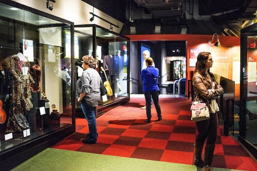 Country Music Hall of Fame and Museum Admission 2