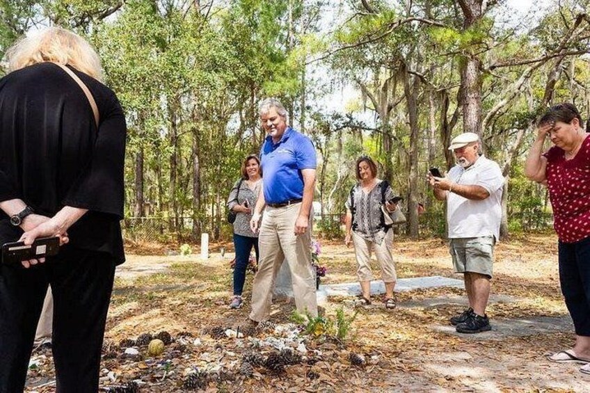 Pat Conroy's Beaufort Tour by Golf Cart 4