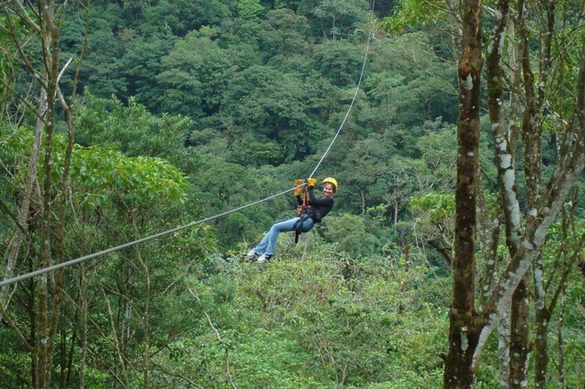 Adventure Zip Lining at the Cloud Forest from San José 5