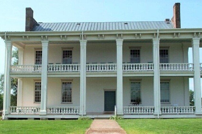 Civil War Tour with Lotz House, Carter House & Carnton Admission from Nashville