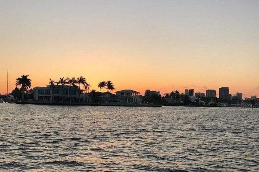 Water Taxi All Day hop on hop off Venice of America Boat Tour 4