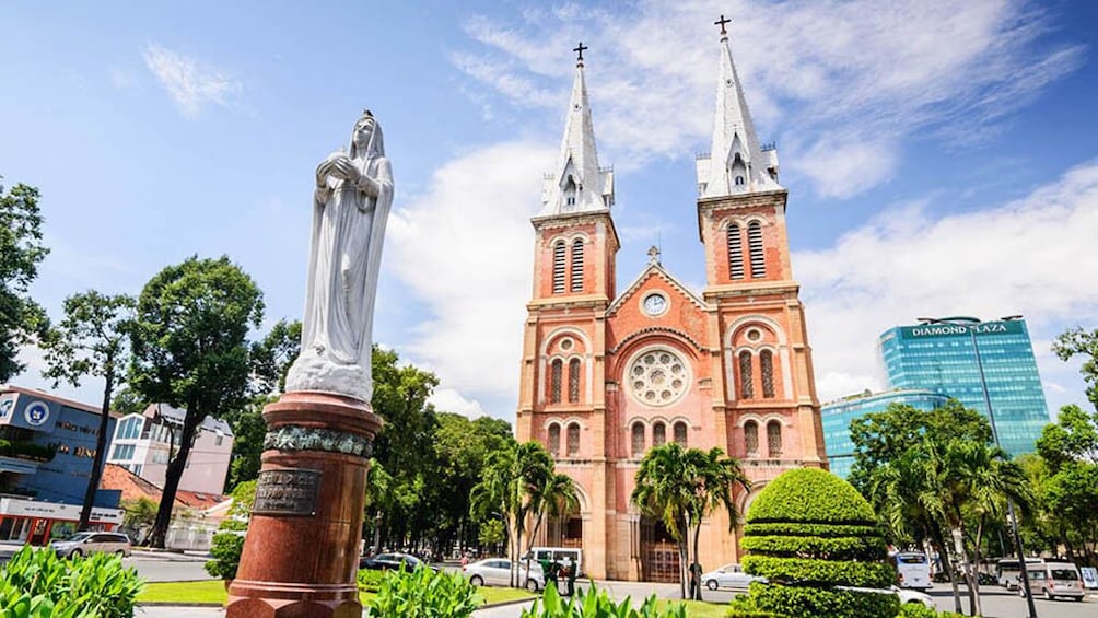 Ho Chi Minh City Morning Tour 5