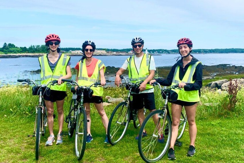 3.5hr. eBike By The Sea Guided Tour-Mansions, Landmarks & Beaches 2