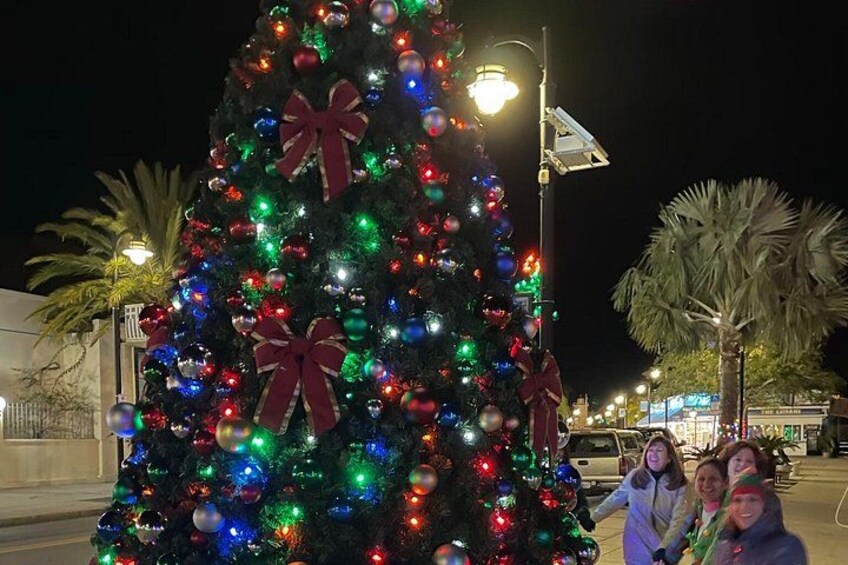 Christmas Time at the Sponge Docks! 3