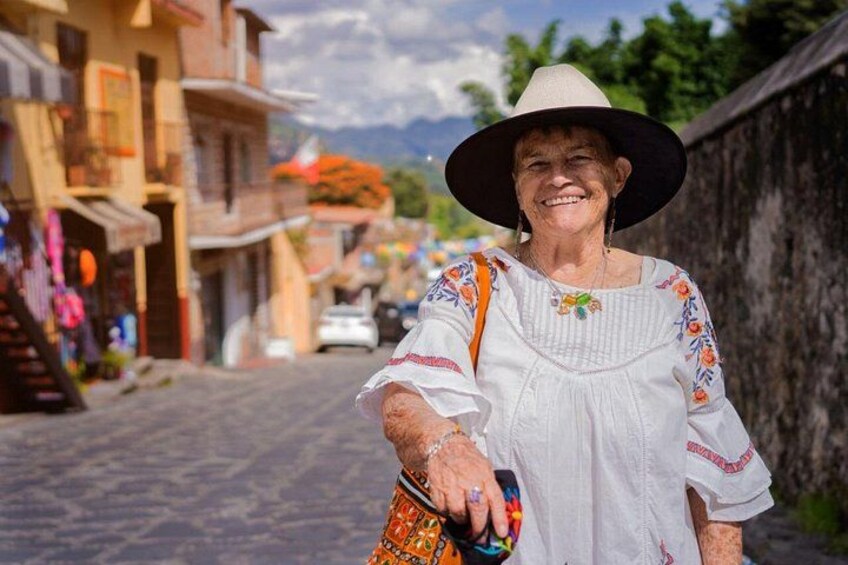 Cultural Pulse: Lazaro Cardenas Park & Plaza Private Walk 1