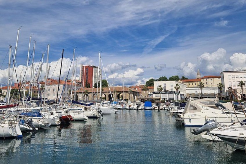 Koper 4