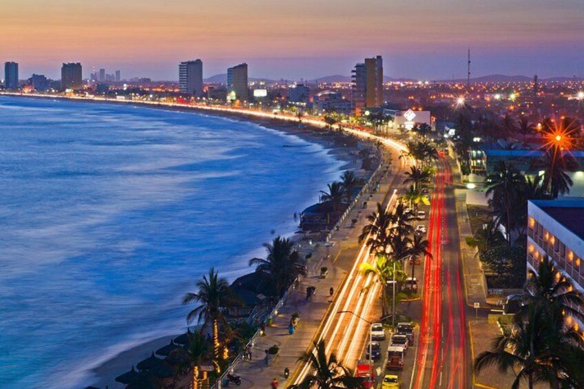Mazatlan City Sightseeing Tour with Shopping Time and Lunch 1
