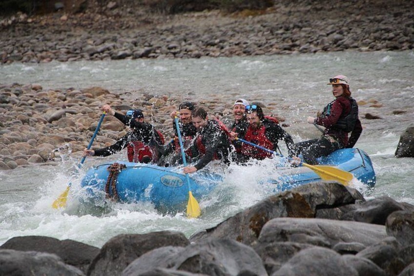 Rafting on Athabasca River Mile 5 in Jasper 2