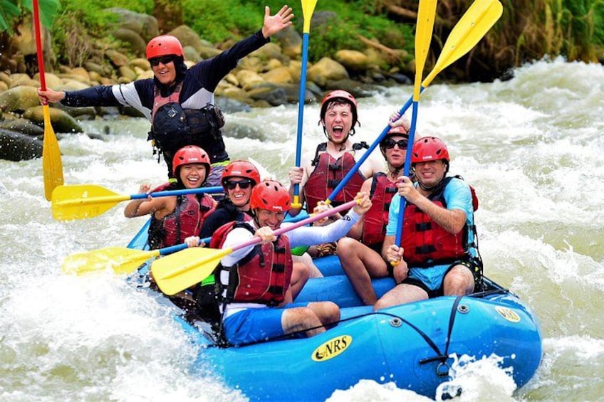 Savegre River whitewater rafting 1