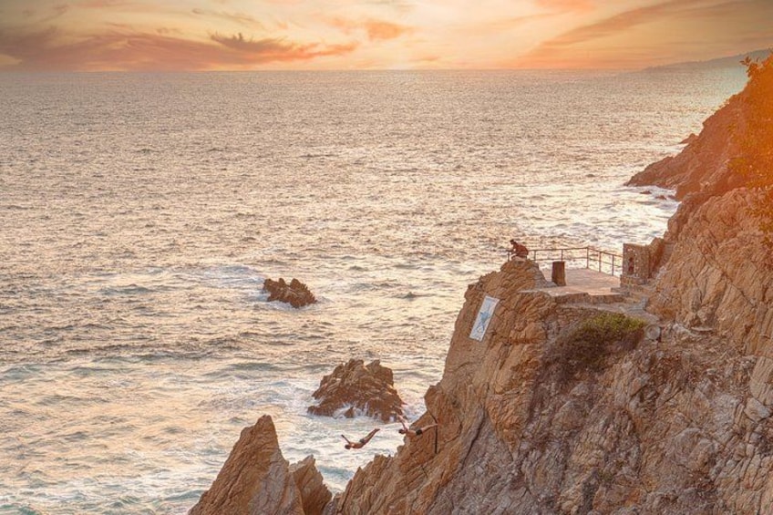 Private Car and Tour Guide Service in Acapulco 2